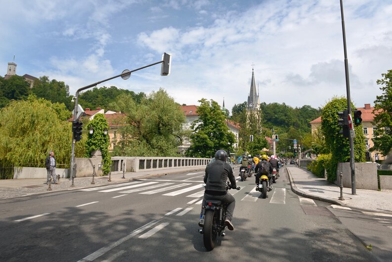 Top 5 City Biking Safety Tips to Ride Smart and Stay Safe